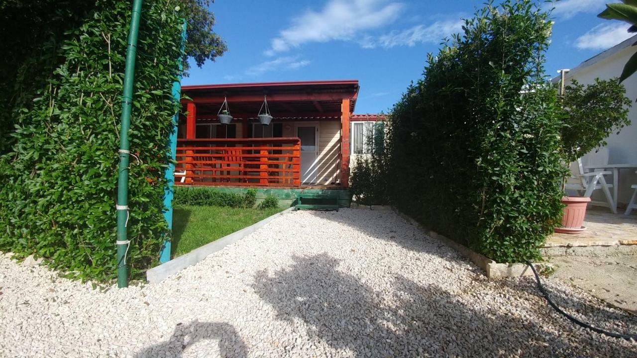 Apartments Pipi Pakoštane 外观 照片
